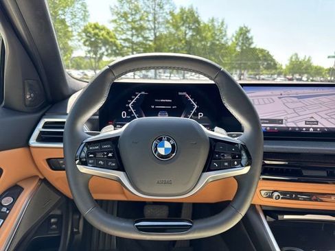 Certified 2025 BMW 330i xDrive Sedan w/ Premium Package AWD/4WD image 18