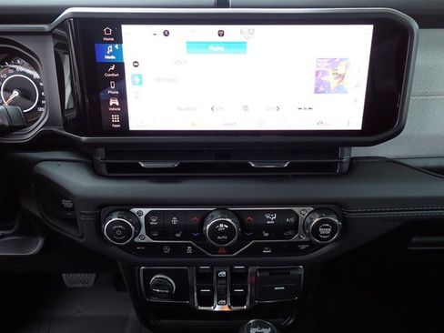 New 2025 Jeep Wrangler Sahara image 21