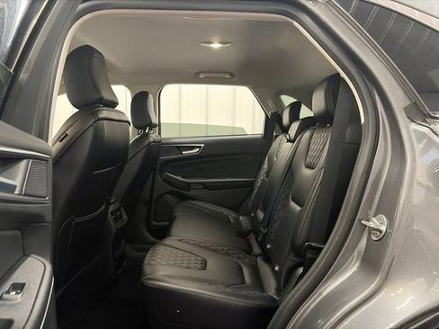Used 2024 Ford Edge Titanium AWD/4WD image 14