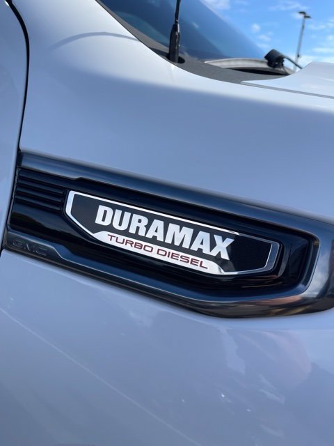 Used 2022 GMC Sierra 1500 AT4 w/ AT4 Preferred Package AWD/4WD image 3