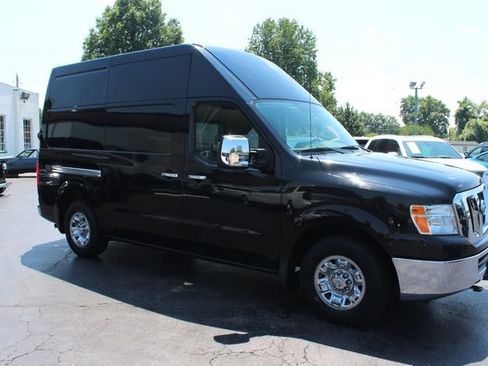 Used 2019 Nissan NV 3500 SL w/ Navigation Package RWD image 11