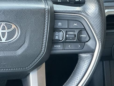 Certified 2025 Toyota 4Runner SR5 RWD image 27