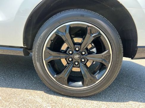 Certified 2023 Ford Expedition Limited AWD/4WD image 15