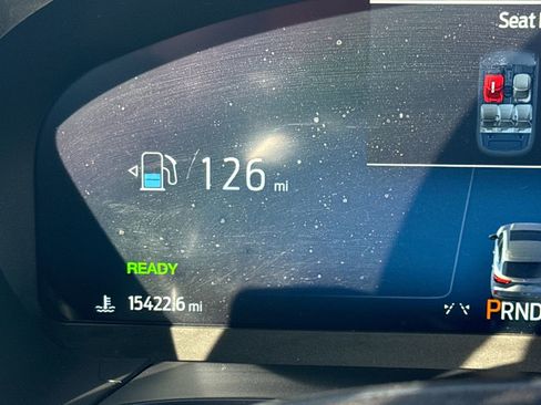 Used 2025 Ford Escape Platinum image 34