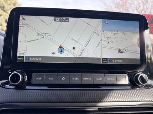 Used 2022 Hyundai Kona Limited image 36