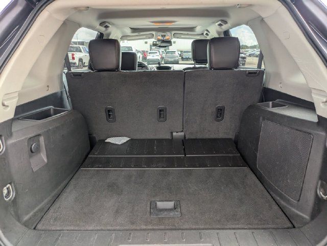 Used 2013 GMC Terrain SLT w/ Chrome and Technology Package FWD image 23