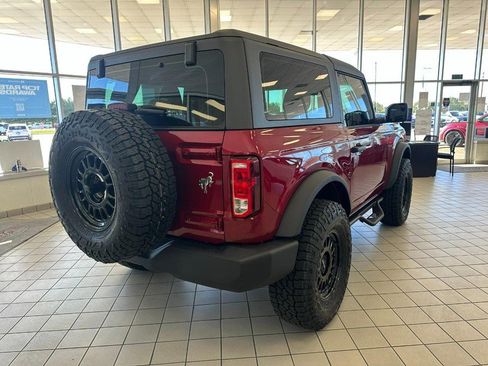 New 2025 Ford Bronco 2-Door image 3