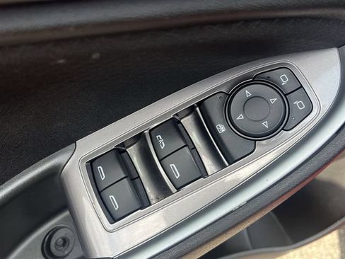 Used 2024 Chevrolet Malibu LT FWD image 33