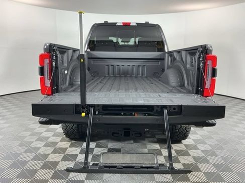 Used 2024 Ford F350 Platinum w/ Tremor Off-Road Package AWD/4WD image 8