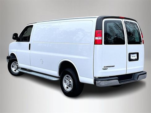 Certified 2023 Chevrolet Express 2500 w/ Driver Convenience Package image 7