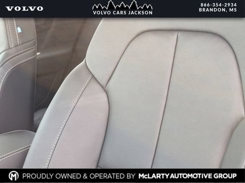 New 2026 Volvo XC40 B5 Core AWD/4WD image 18