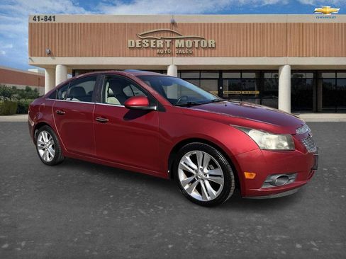 Used 2011 Chevrolet Cruze LTZ FWD image 3