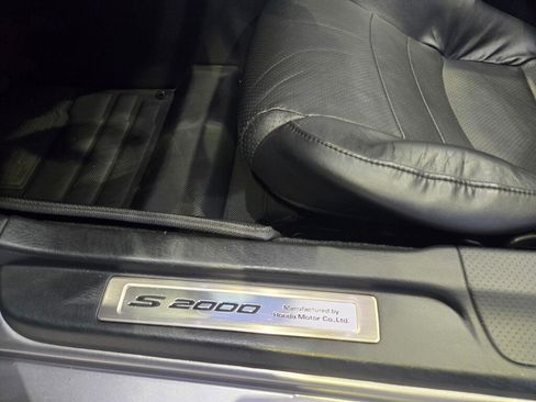 Used 2005 Honda S2000 image 22