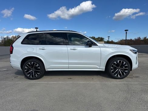 New 2026 Volvo XC90 B6 Ultra w/ Protection Package Premier image 8