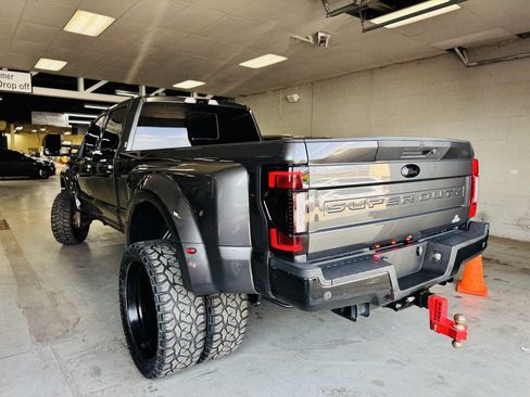 Used 2020 Ford F450 Lariat w/ Lariat Ultimate Package AWD/4WD image 12