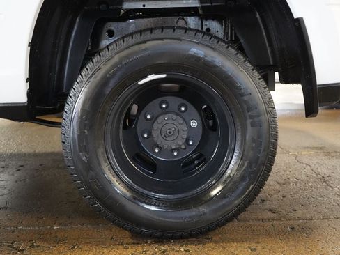 New 2026 RAM 3500 Tradesman AWD/4WD image 31