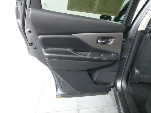Used 2019 Nissan Murano S AWD/4WD image 21