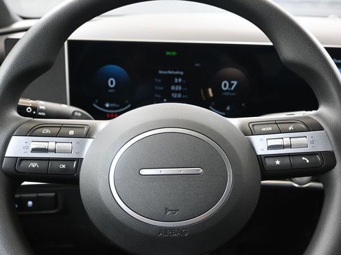 Certified 2025 Hyundai Santa Cruz SEL AWD/4WD image 26