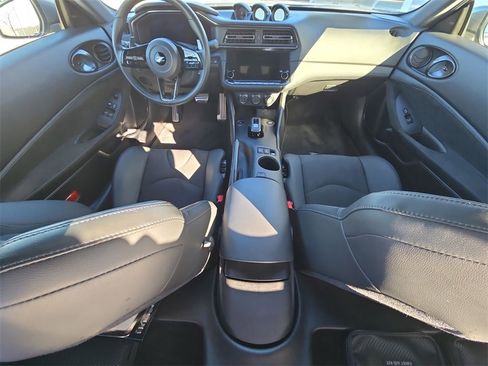 Used 2024 Nissan Z Performance w/ Floor Mat Package image 21