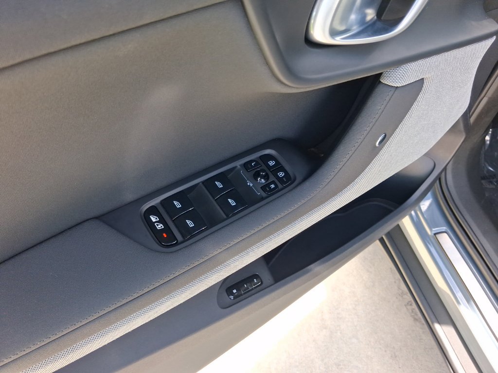 Used 2024 Polestar Polestar 2 AWD/4WD image 15