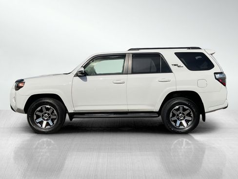 Used 2019 Toyota 4Runner TRD Off-Road Premium AWD/4WD image 2