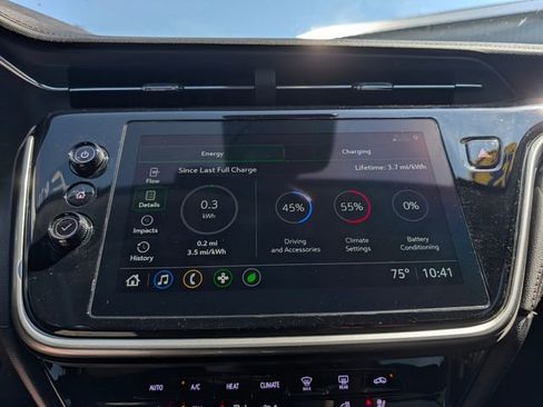 Used 2023 Chevrolet Bolt EUV LT w/ Convenience Package FWD image 23