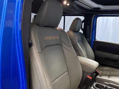 Certified 2024 Jeep Gladiator Mojave image 45