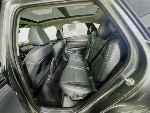 Used 2022 Hyundai Tucson Limited w/ Cargo Package FWD image 27