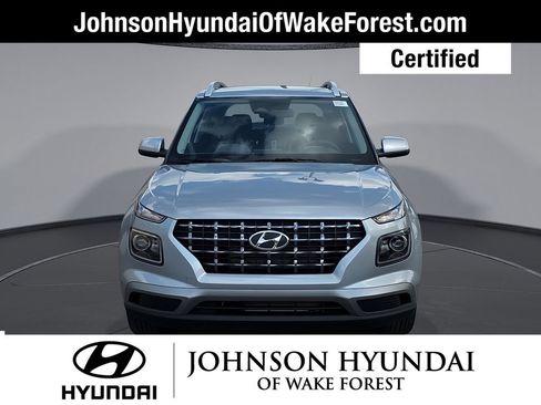 Certified 2026 Hyundai Venue SEL FWD image 10