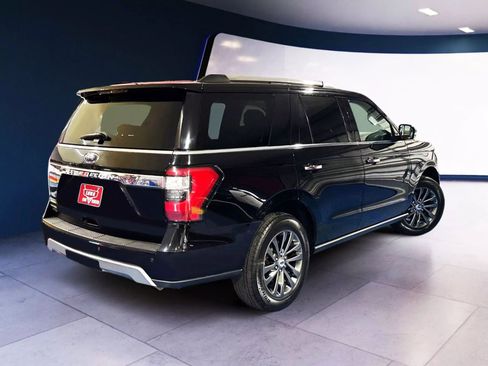 Used 2020 Ford Expedition Limited image 4