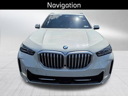 Used 2025 BMW X5 xDrive40i w/ Climate Comfort Package AWD/4WD image 3