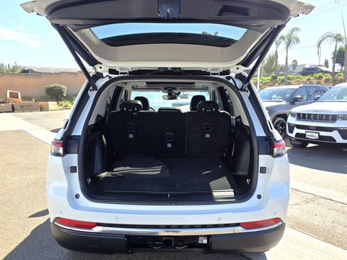 Certified 2023 Jeep Grand Cherokee 4WD 4xe image 18
