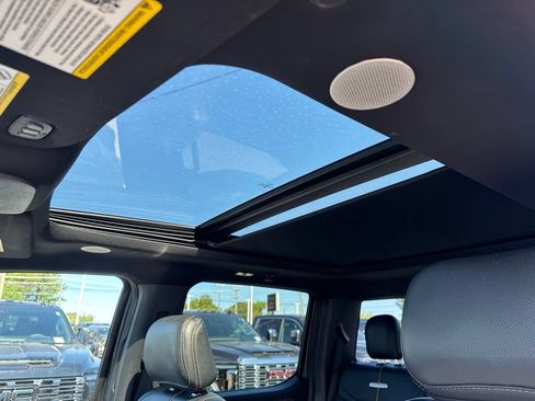 Used 2021 Ford F150 Platinum w/ Equipment Group 701A High AWD/4WD image 17