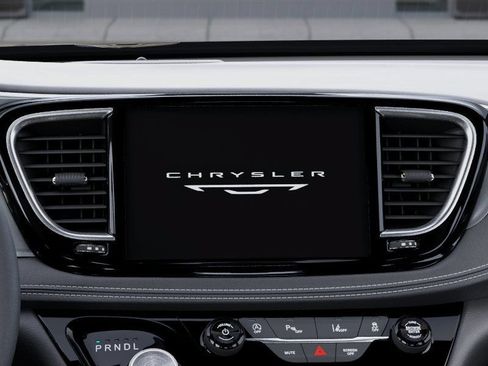 New 2027 Chrysler Pacifica Select FWD image 19