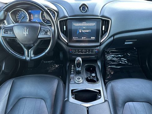Used 2018 Maserati Ghibli image 12