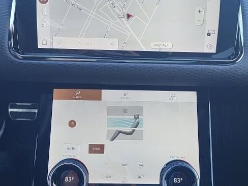 Used 2023 Land Rover Range Rover Evoque R-Dynamic S image 3