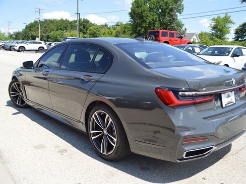 Used 2021 BMW 750i xDrive w/ M Sport Package image 16