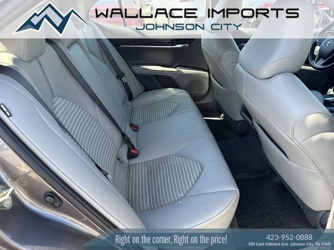Used 2020 Toyota Camry SE FWD image 38