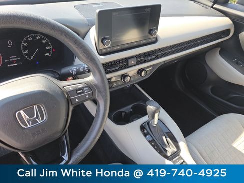 Certified 2023 Honda HR-V LX image 27