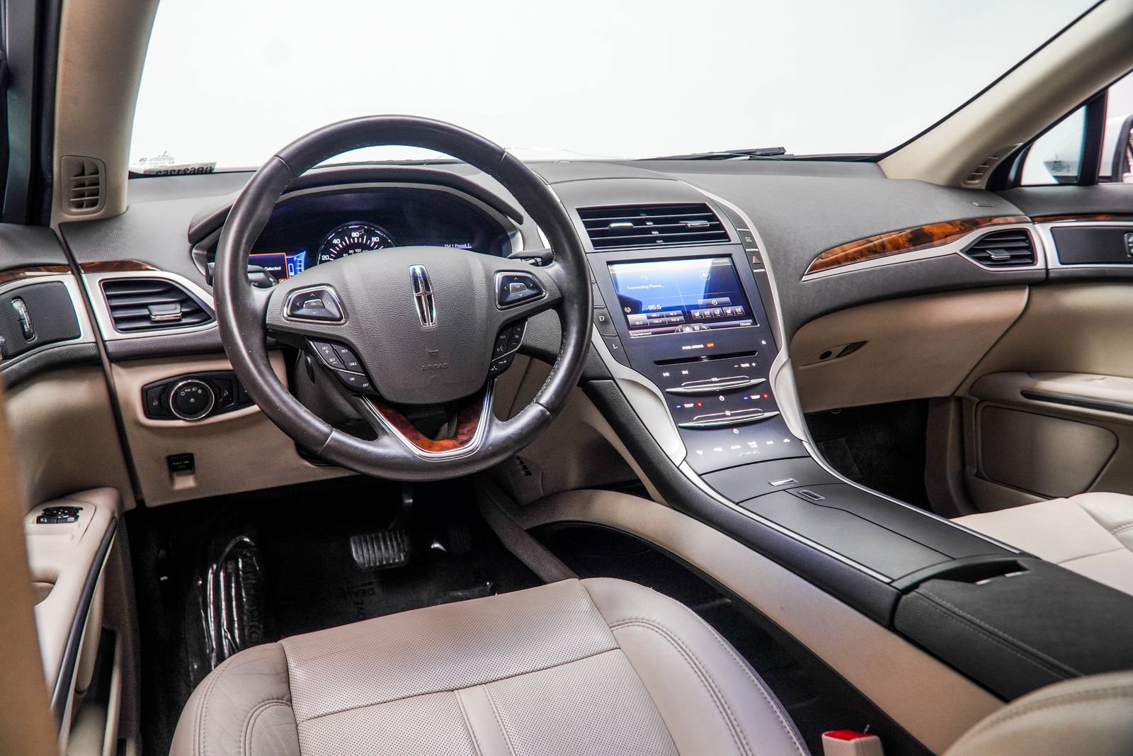 Used 2016 Lincoln MKZ Hybrid w/ Equipment Group 600A Reserve FWD image 16