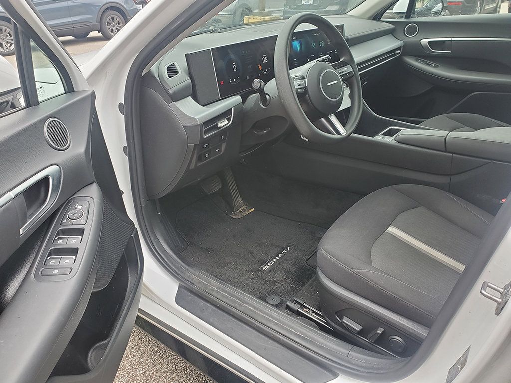 Used 2024 Hyundai Sonata SEL AWD/4WD image 6