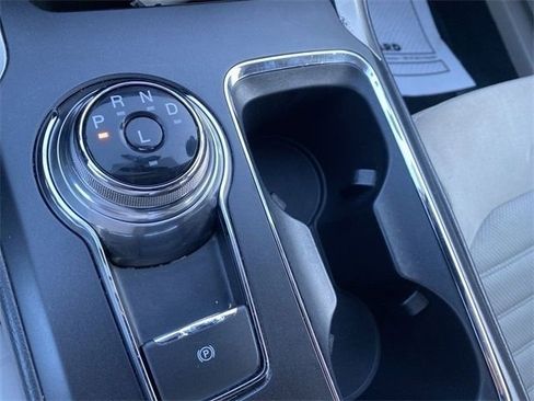 Used 2018 Ford Fusion SE image 15