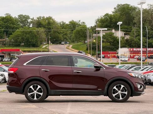 Used 2017 Kia Sorento EX w/ EX Premium Package AWD/4WD image 6
