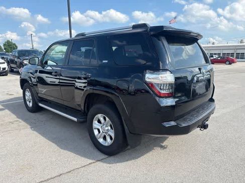 Used 2023 Toyota 4Runner SR5 Premium w/ Moonroof Package AWD/4WD image 7