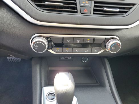 New 2025 Nissan Altima 2.5 S image 17