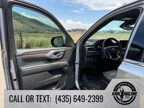 Used 2024 Chevrolet Suburban High Country w/ Advanced Technology Package AWD/4WD image 11