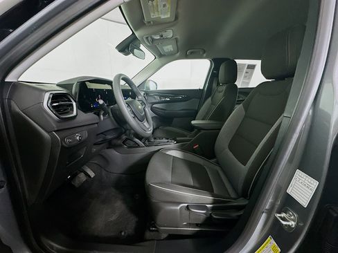 Used 2025 Chevrolet TrailBlazer LT image 13