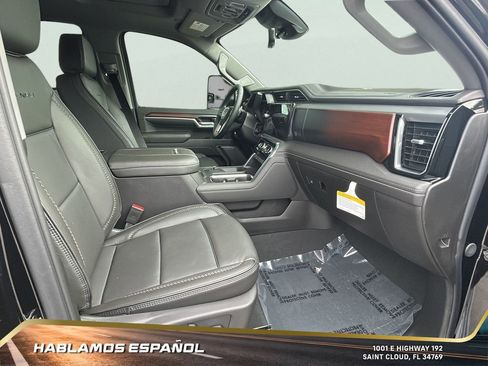 New 2026 GMC Sierra 2500 Denali w/ Denali Reserve Package image 34