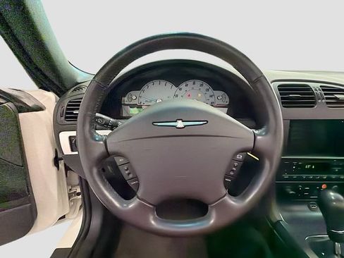 Used 2002 Ford Thunderbird RWD image 11
