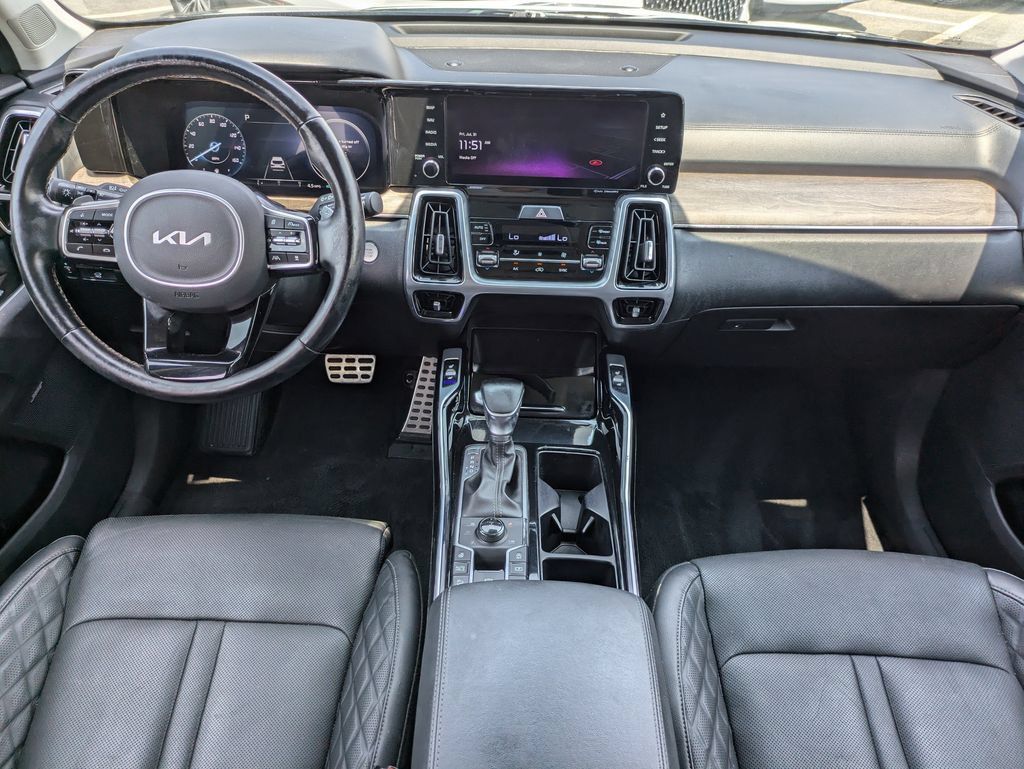 Used 2022 Kia Sorento SX Prestige AWD/4WD image 17